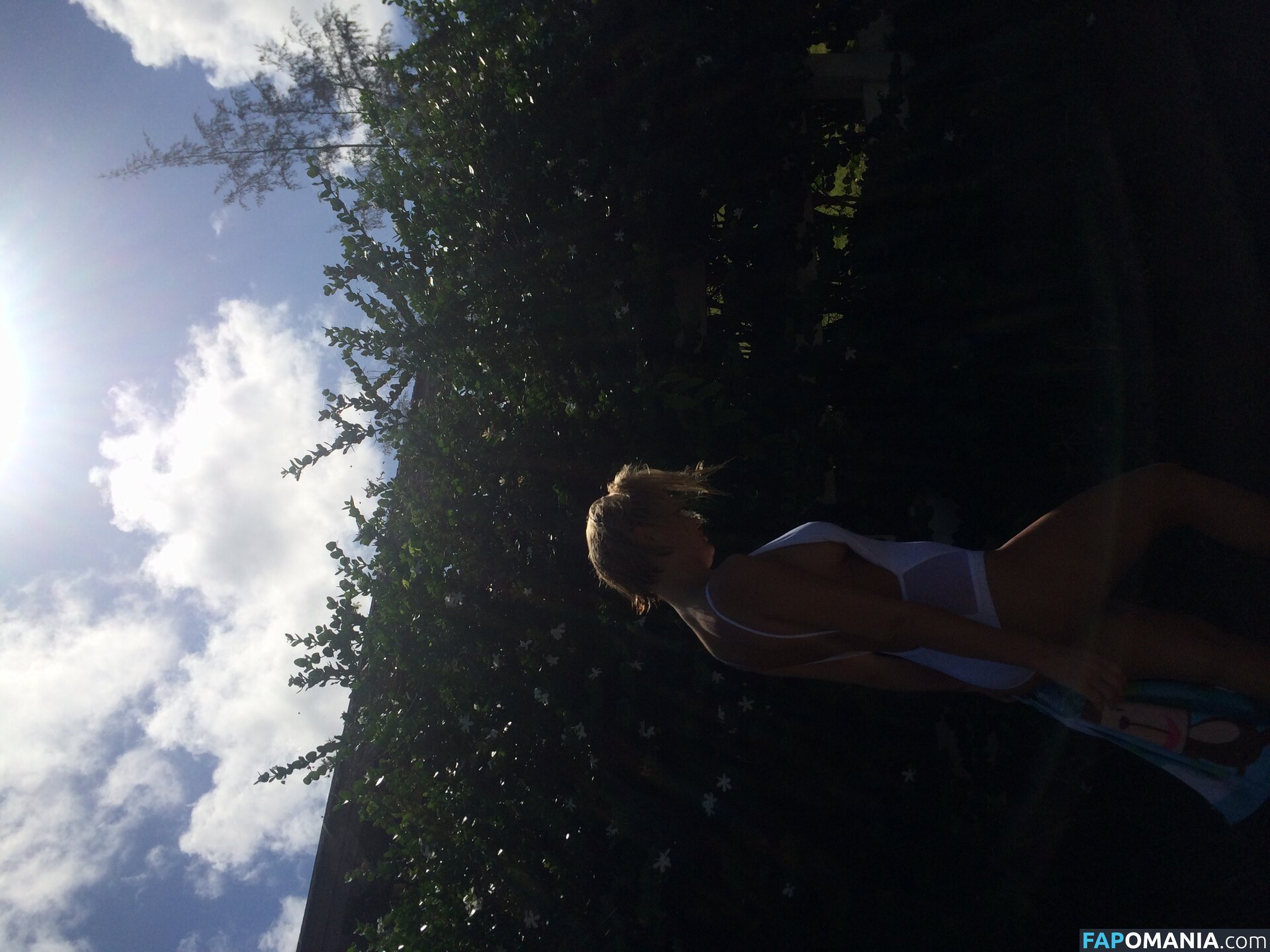 Lara Bingle Nudo Foto trapelata #367