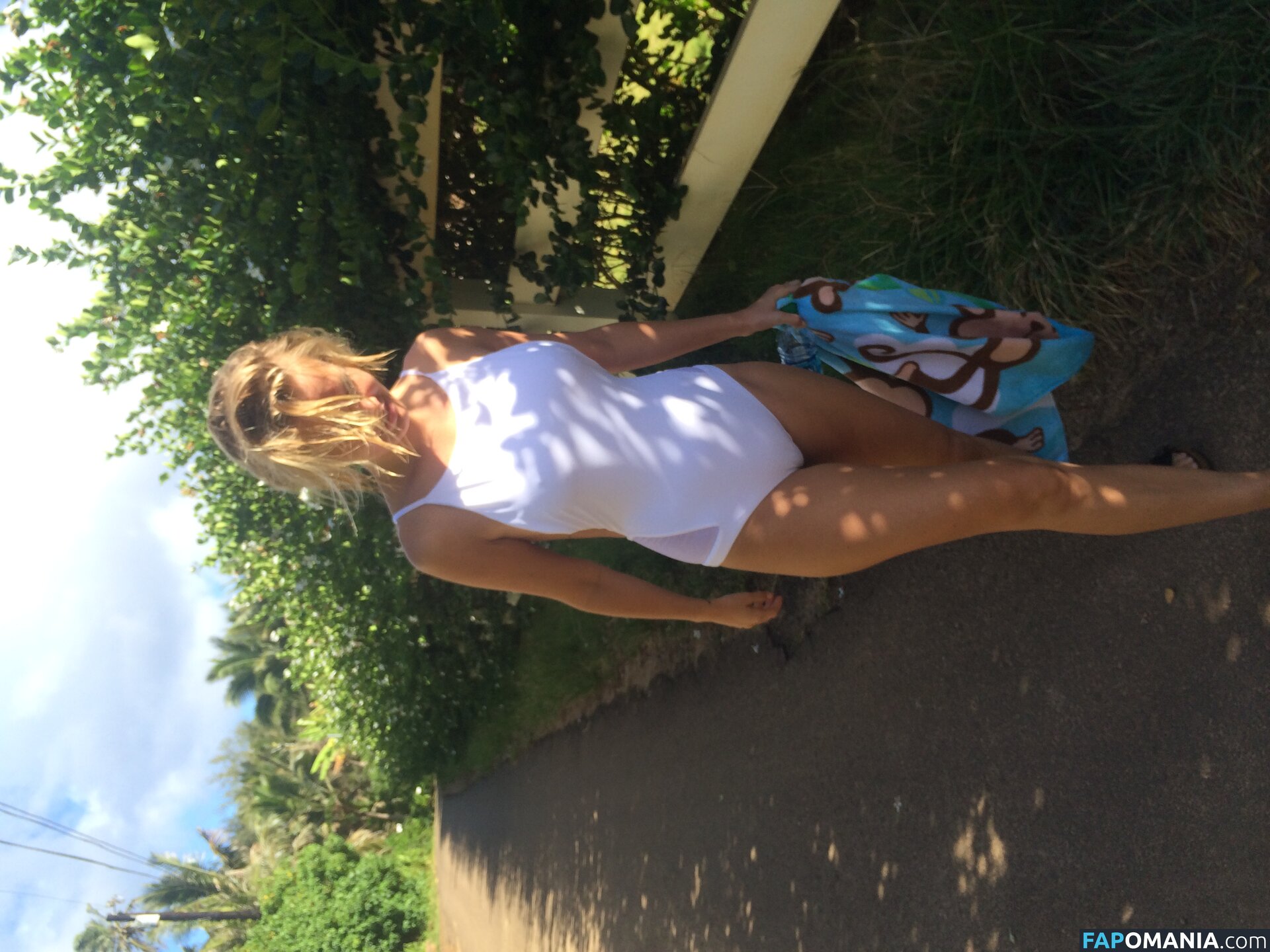 Lara Bingle Nudo Foto trapelata #387