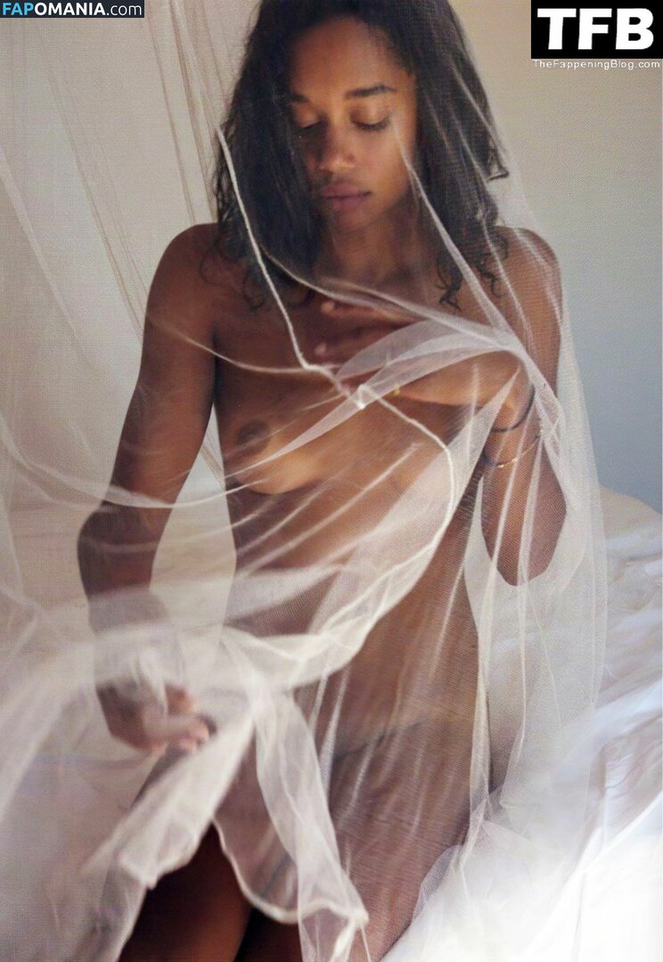 Laura Harrier Nudo Foto trapelata #17