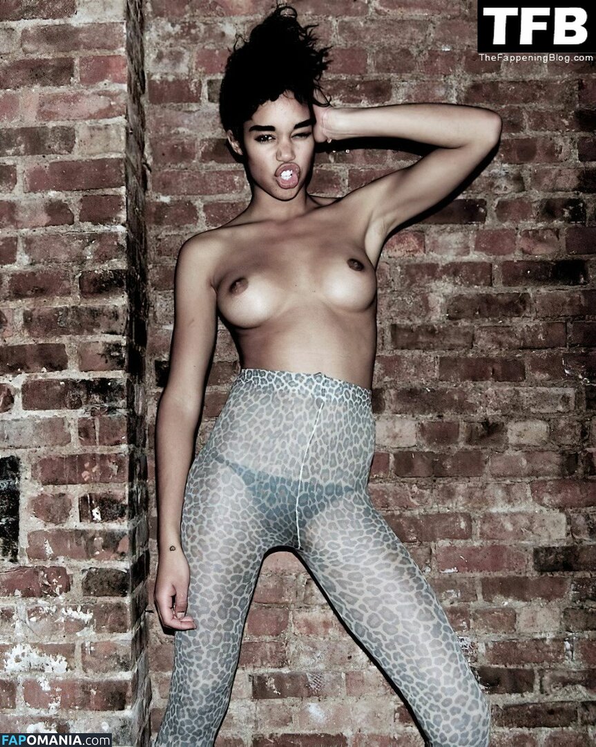 Laura Harrier Nudo Foto trapelata #19