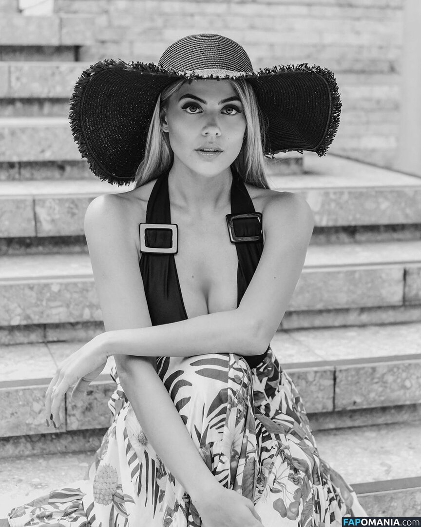 Laura Ortega Nudo Foto trapelata #13