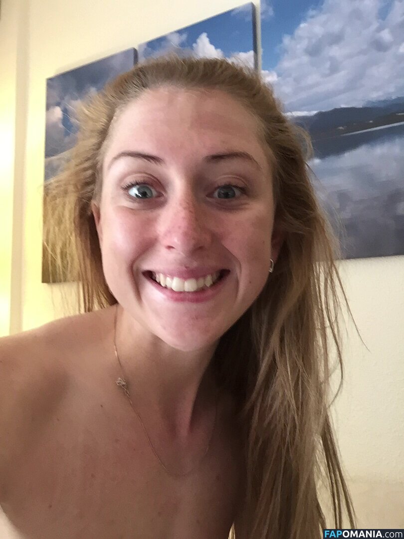 Laura Trott Nudo Foto trapelata #8