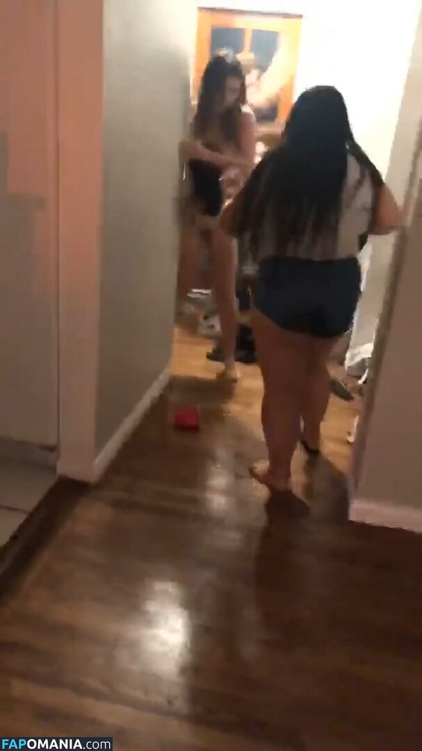 Lia Marie Johnson Nudo Foto trapelata #3