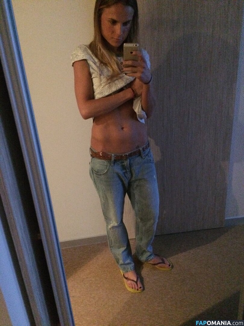 Lina Stanciute Nudo Foto trapelata #9