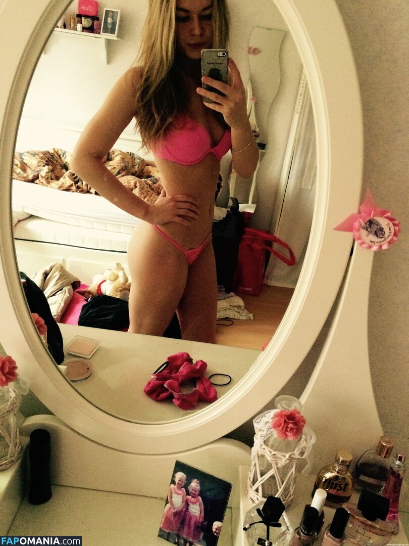 Lisa Zweerman Nudo Foto trapelata #34