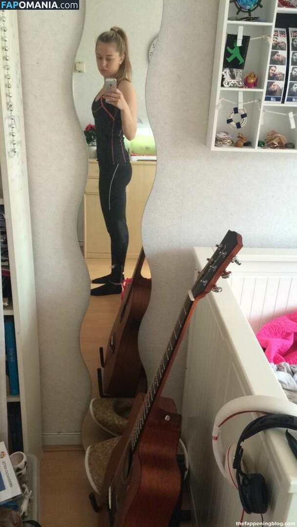 Lisa Zweerman Nudo Foto trapelata #39