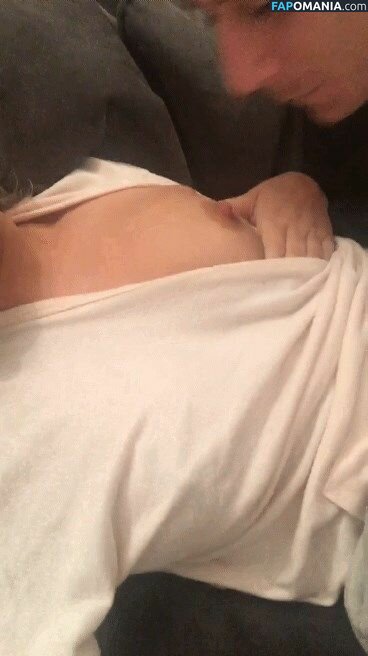 Lucy Fallon Nudo Foto trapelata #6