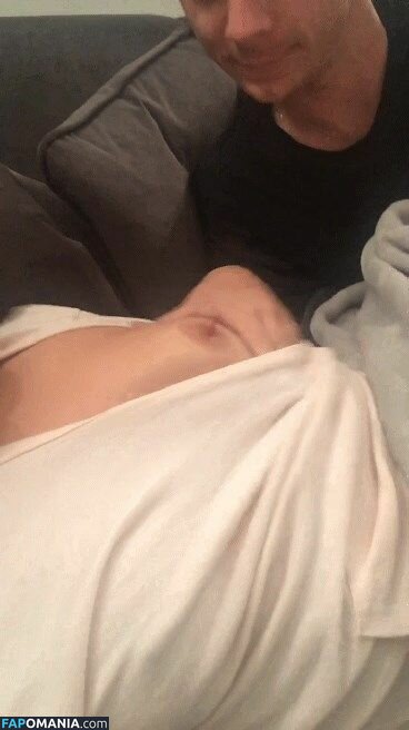 Lucy Fallon Nudo Foto trapelata #8