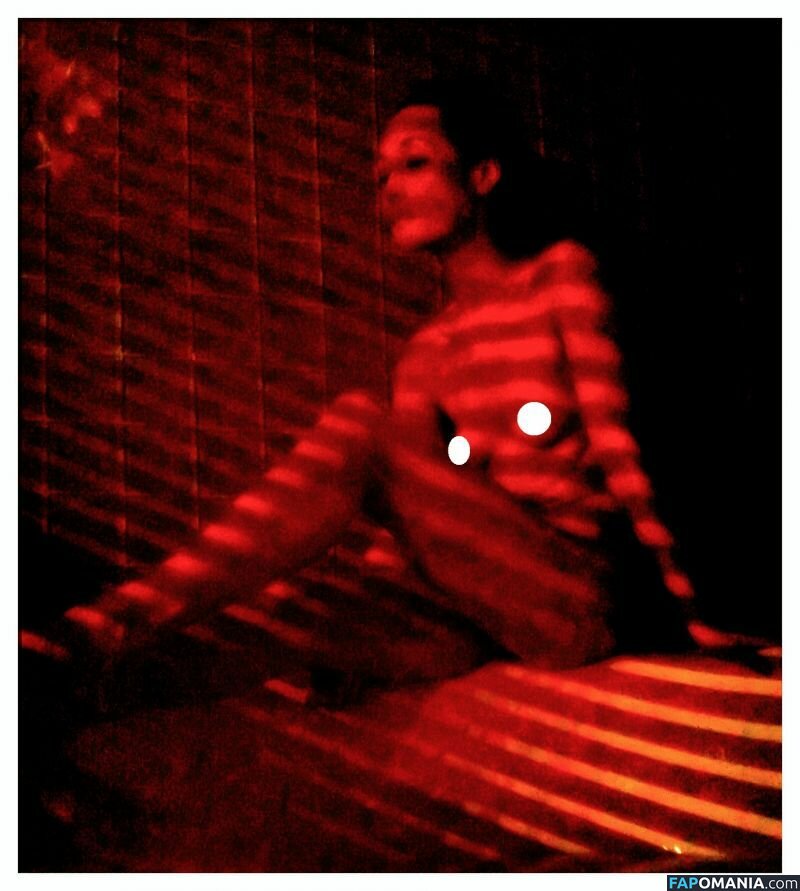 Maggie Q Nudo Foto trapelata #3