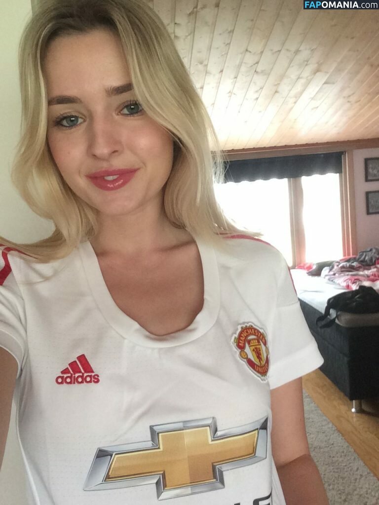 Maiken Skoie Brustad Nudo Foto trapelata #51