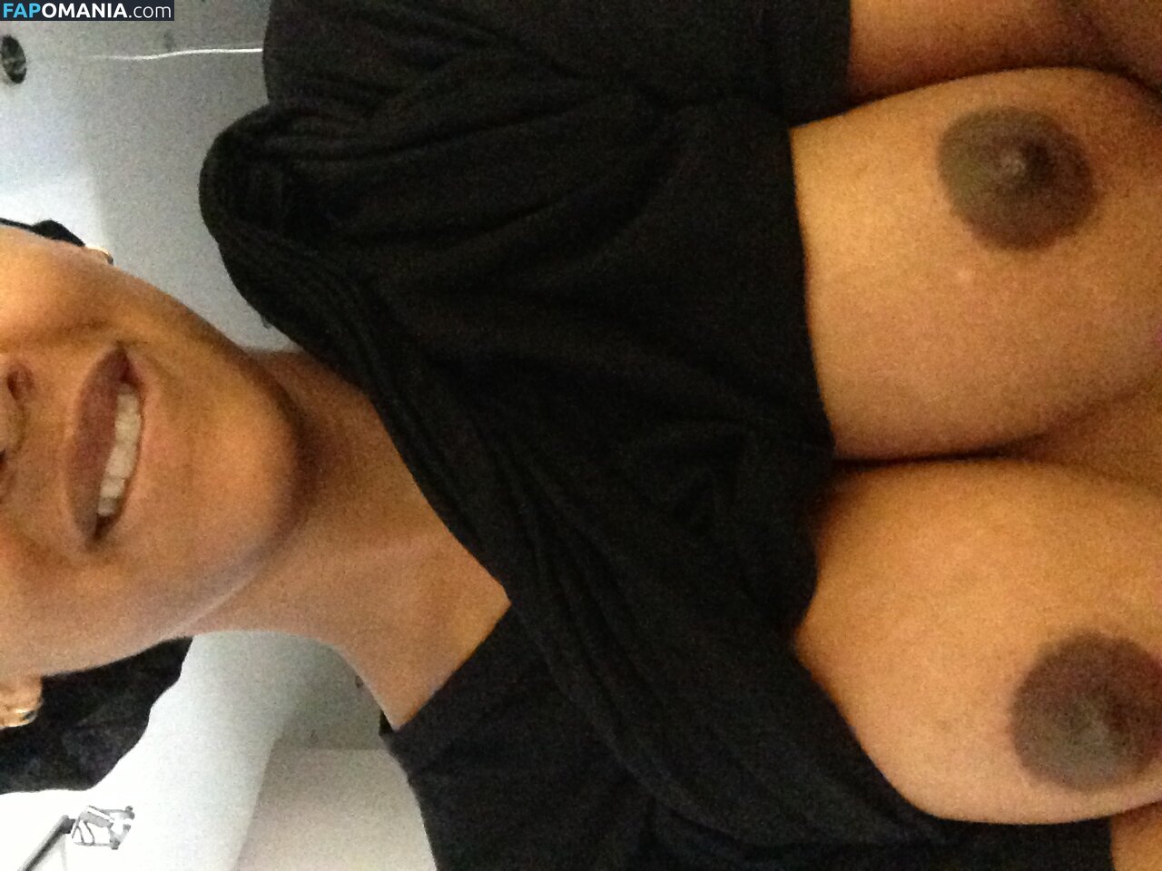 Meagan Good Nudo Foto trapelata #8