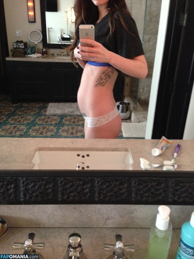 Megan Fox Nudo Foto trapelata #1