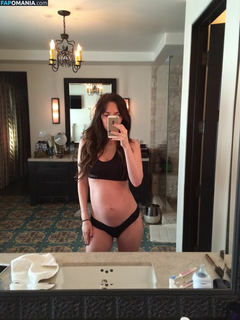 Megan Fox Nudo Foto trapelata #8