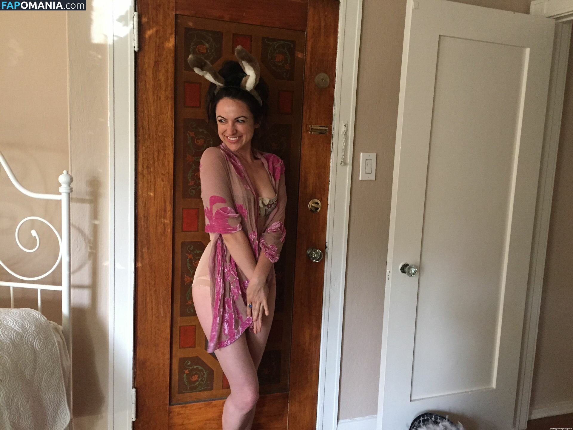 Mia Serafino Nudo Foto trapelata #32