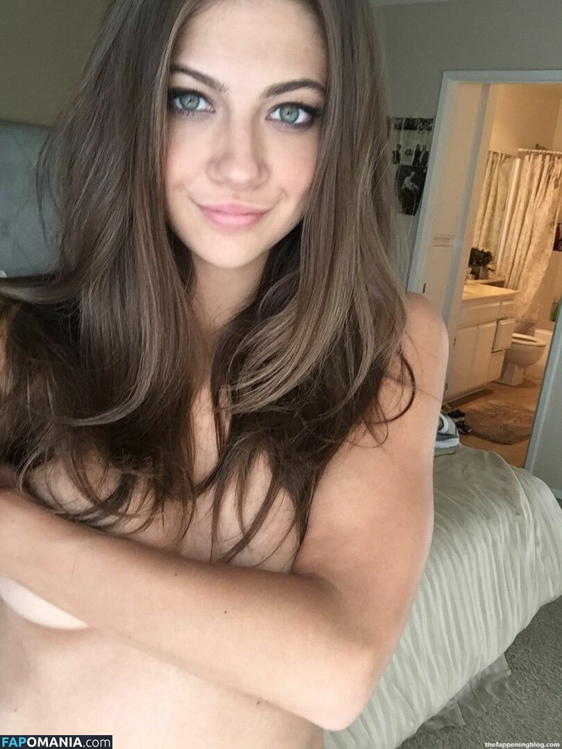 Mia Serafino Nudo Foto trapelata #45