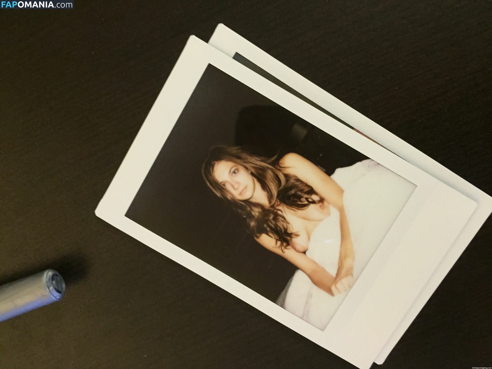 Mia Serafino Nudo Foto trapelata #52