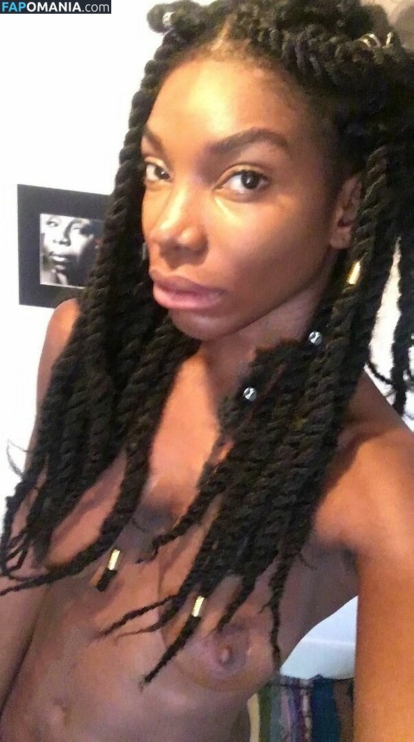 Michaela Coel Nudo Foto trapelata #2