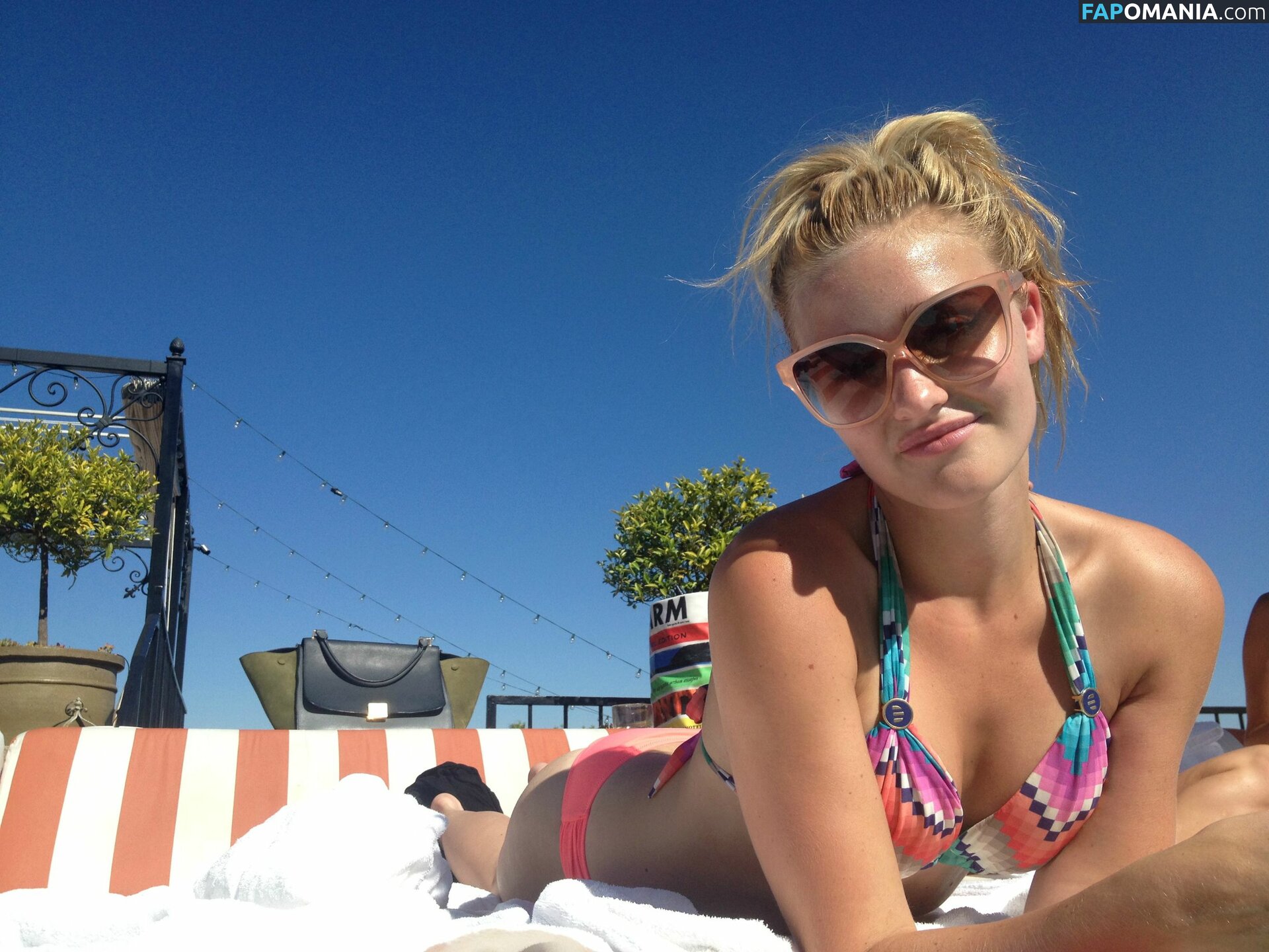 Michalka Sisters Nudo Foto trapelata #1