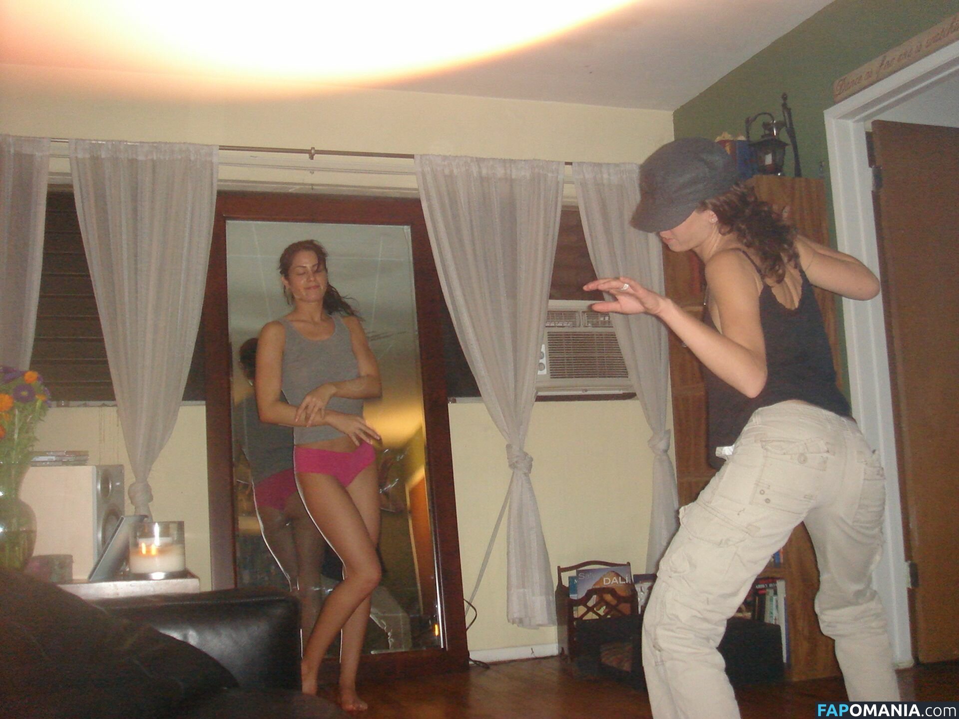 Michelle Borth Nudo Foto trapelata #21