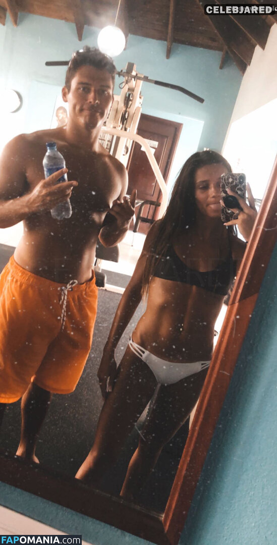 Morgan Simianer Nudo Foto trapelata #22