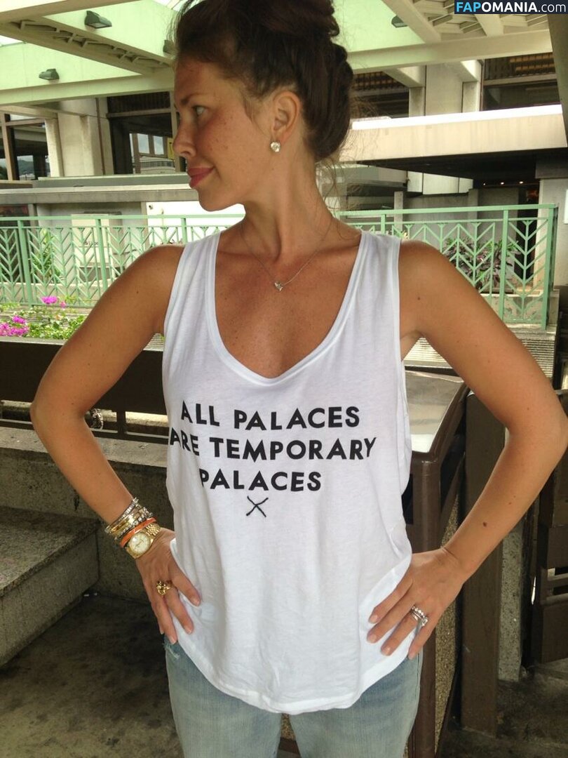 Nikki Cox Nudo Foto trapelata #3