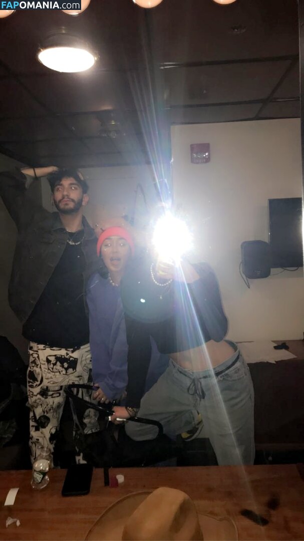 Noah Cyrus Nudo Foto trapelata #39