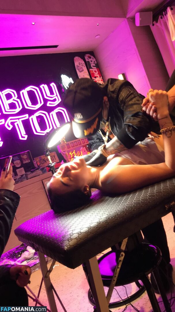 Noah Cyrus Nudo Foto trapelata #73