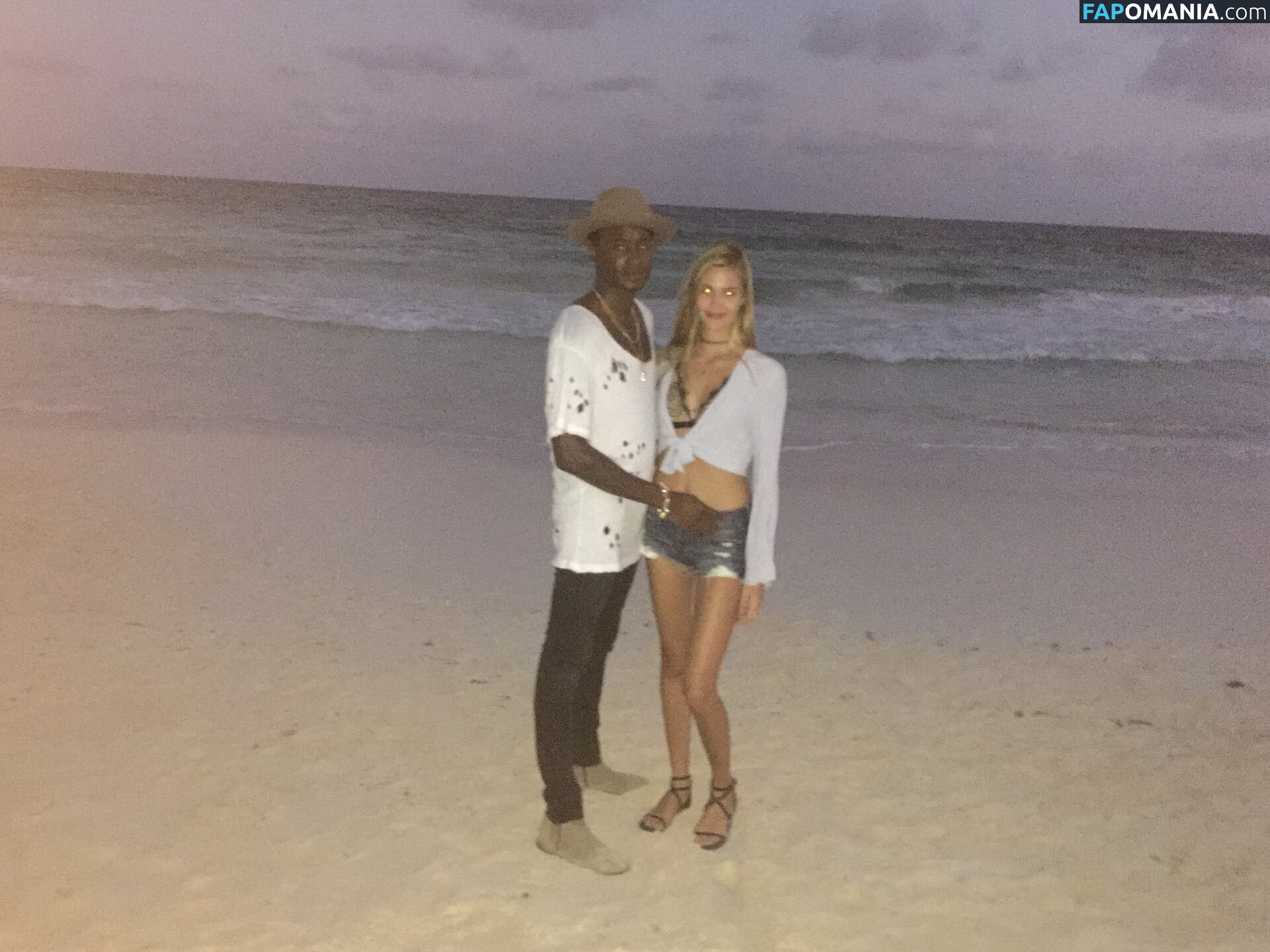 Noel Berry Nudo Foto trapelata #258