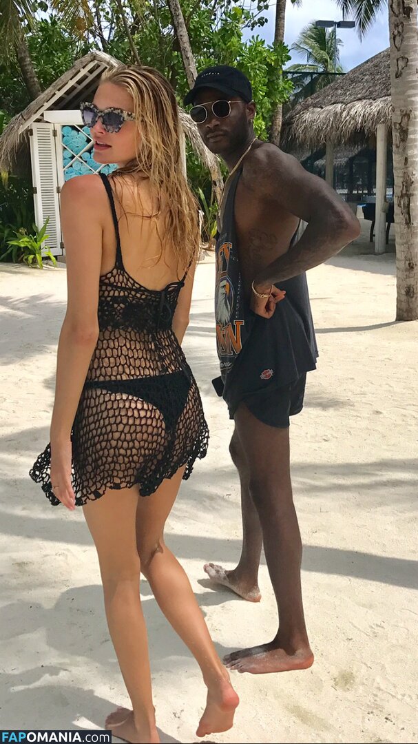 Noel Berry Nudo Foto trapelata #261