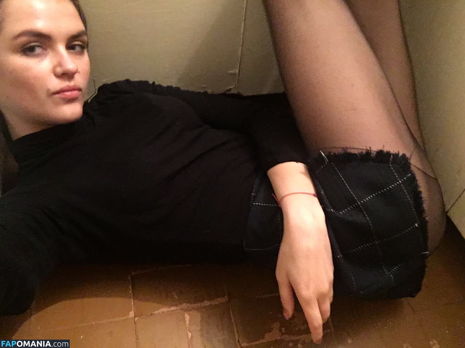 Noel Berry Nudo Foto trapelata #310