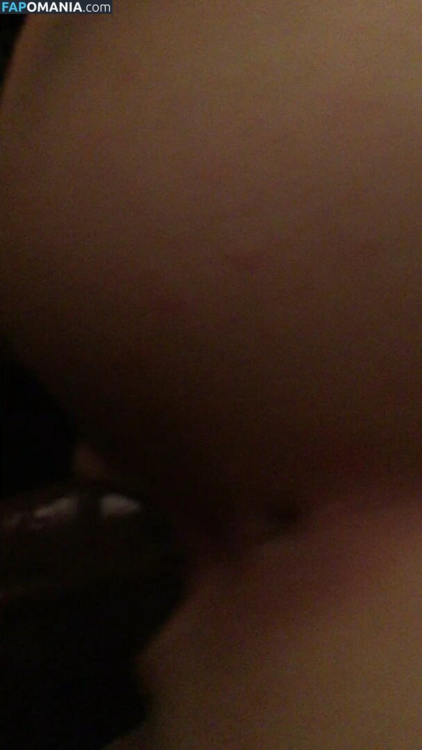 Noel Berry Nudo Foto trapelata #318