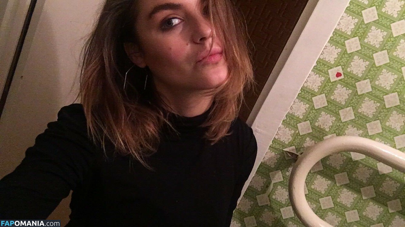 Noel Berry Nudo Foto trapelata #341