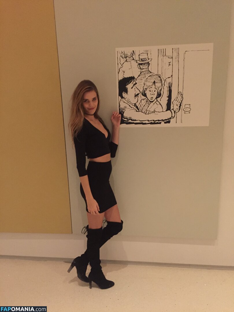 Noel Berry Nudo Foto trapelata #347