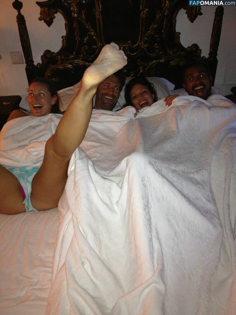 Olivia Lee Nudo Foto trapelata #4