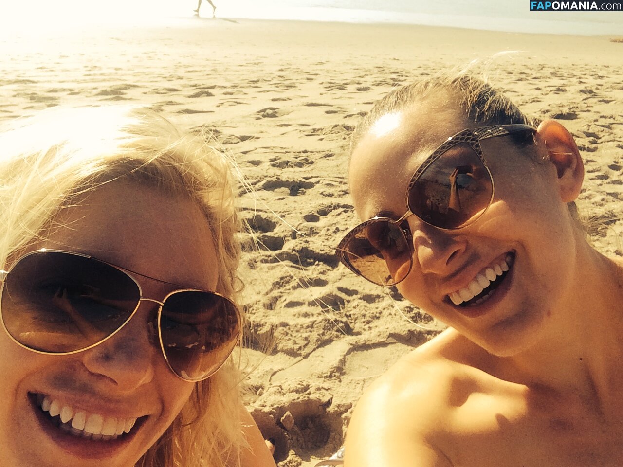 Olivia Lee Nudo Foto trapelata #14