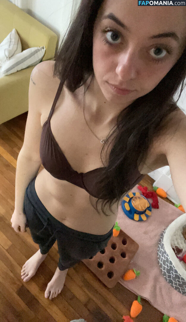 Olivia Tiedemann Nudo Foto trapelata #1