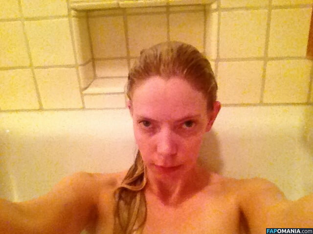 Riki Lindhome Nudo Foto trapelata #28