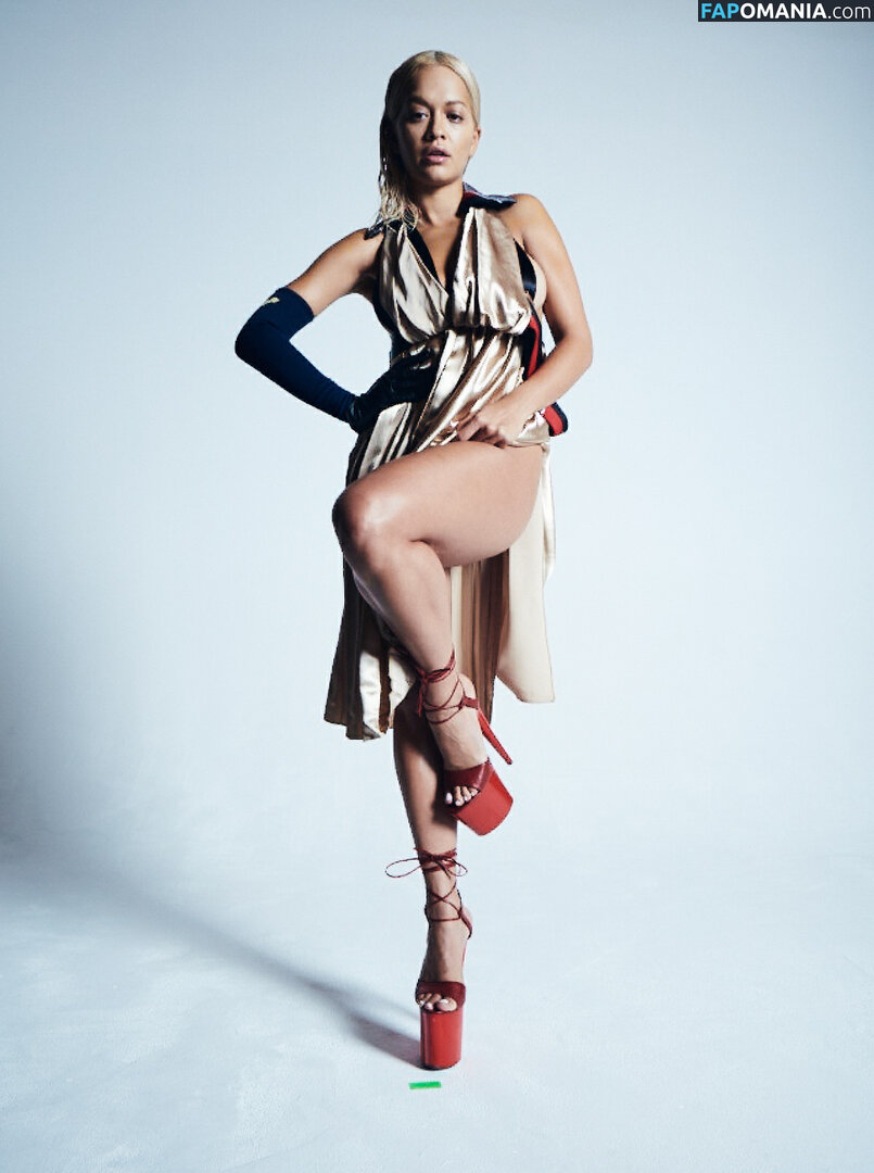 Rita Ora Nudo Foto trapelata #121