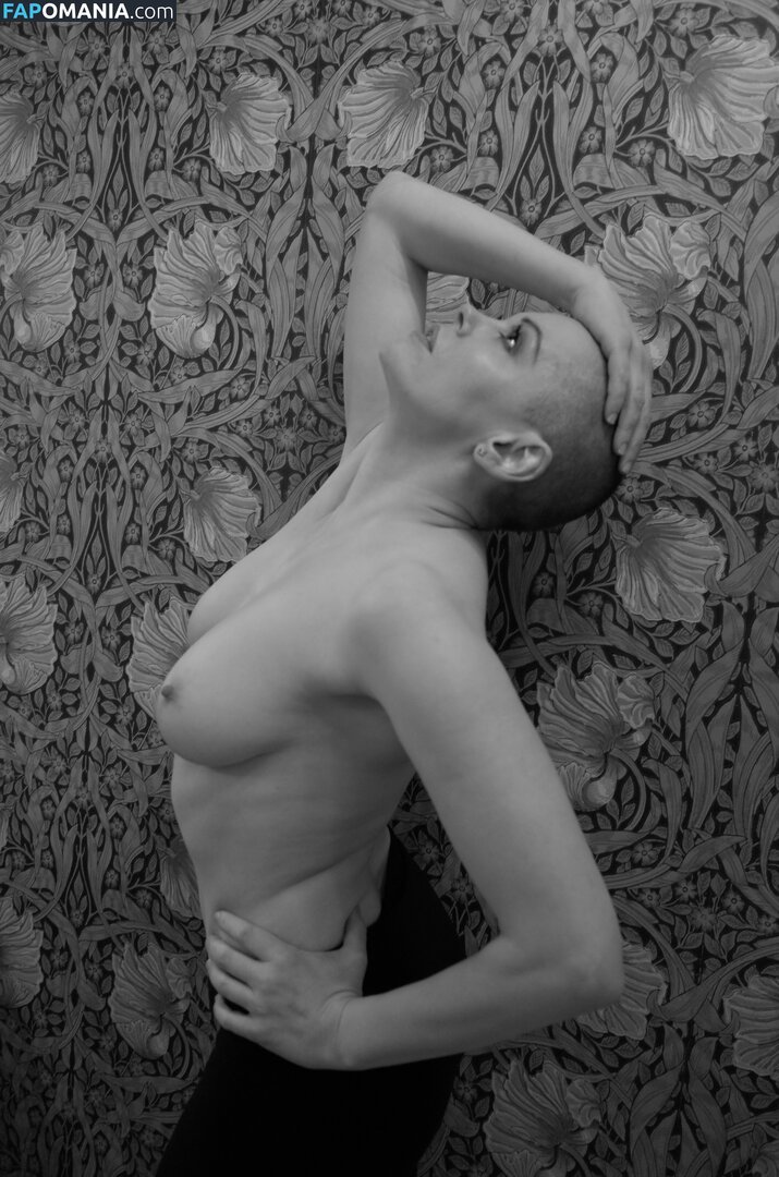 Rose McGowan Nudo Foto trapelata #74