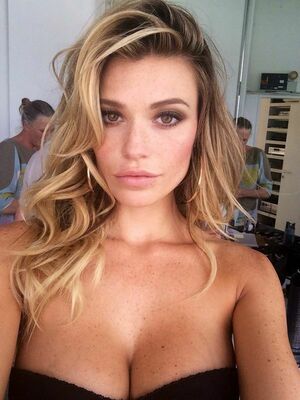 Samantha Hoopes