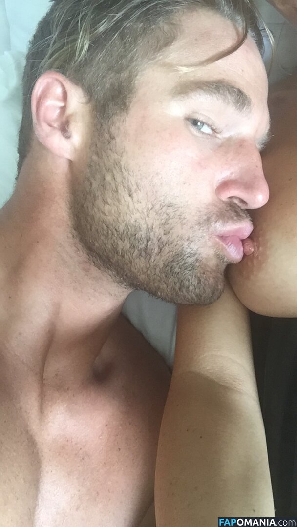 Samantha Hoopes Nudo Foto trapelata #174