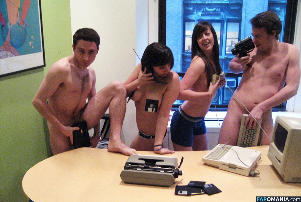 Sarah Schneider Nudo Foto trapelata #17