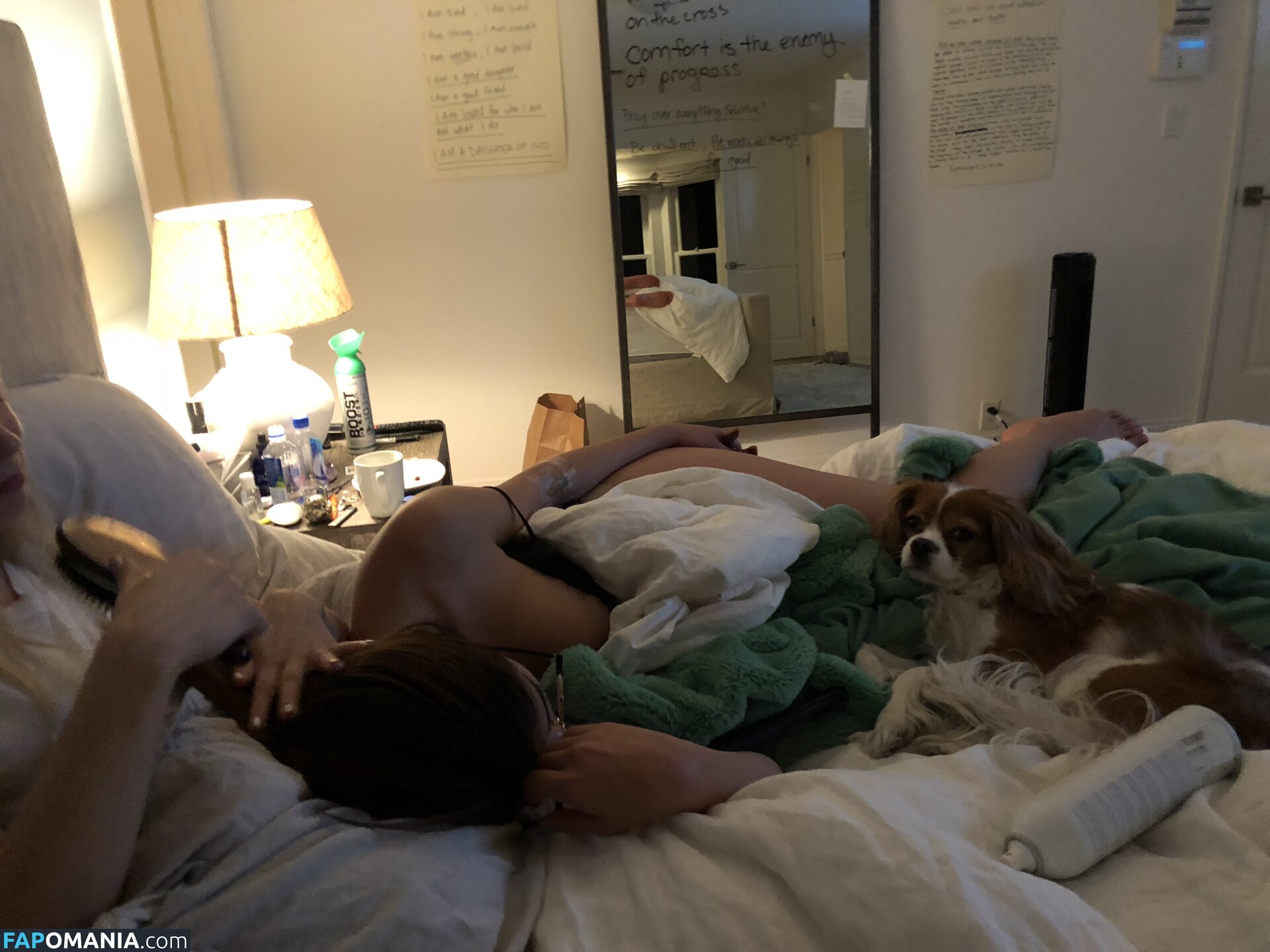 Selena Gomez Nudo Foto trapelata #17