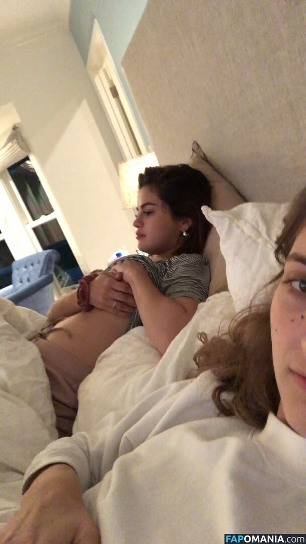 Selena Gomez Nudo Foto trapelata #19
