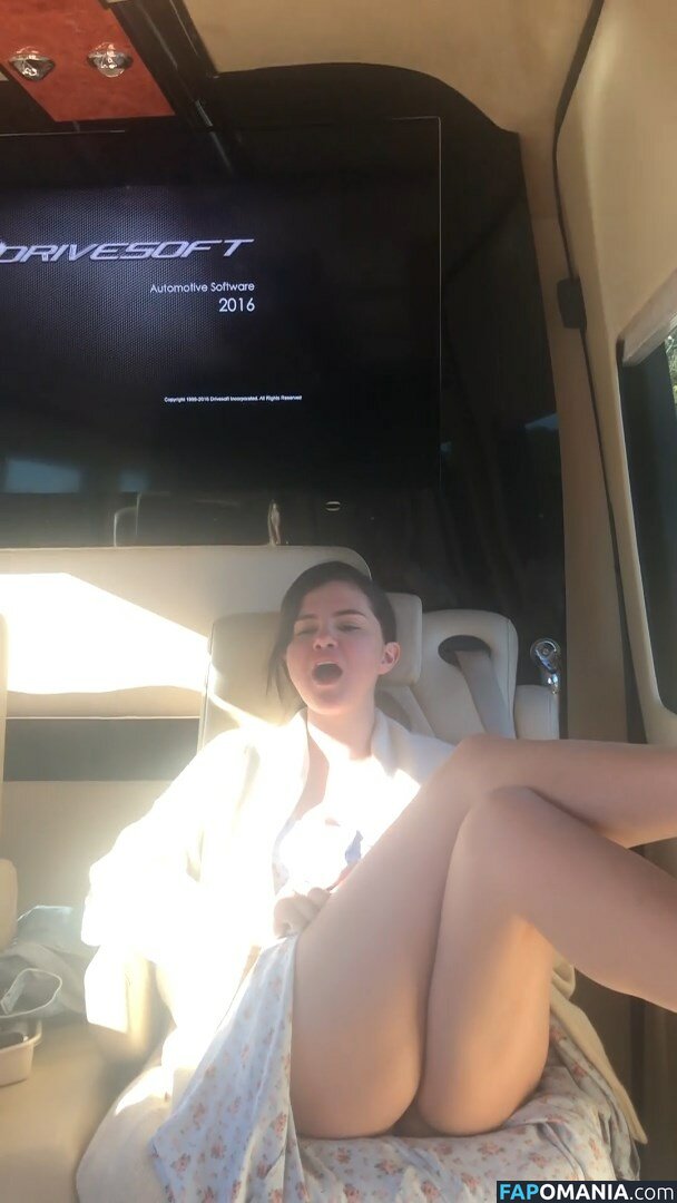 Selena Gomez Nudo Foto trapelata #30