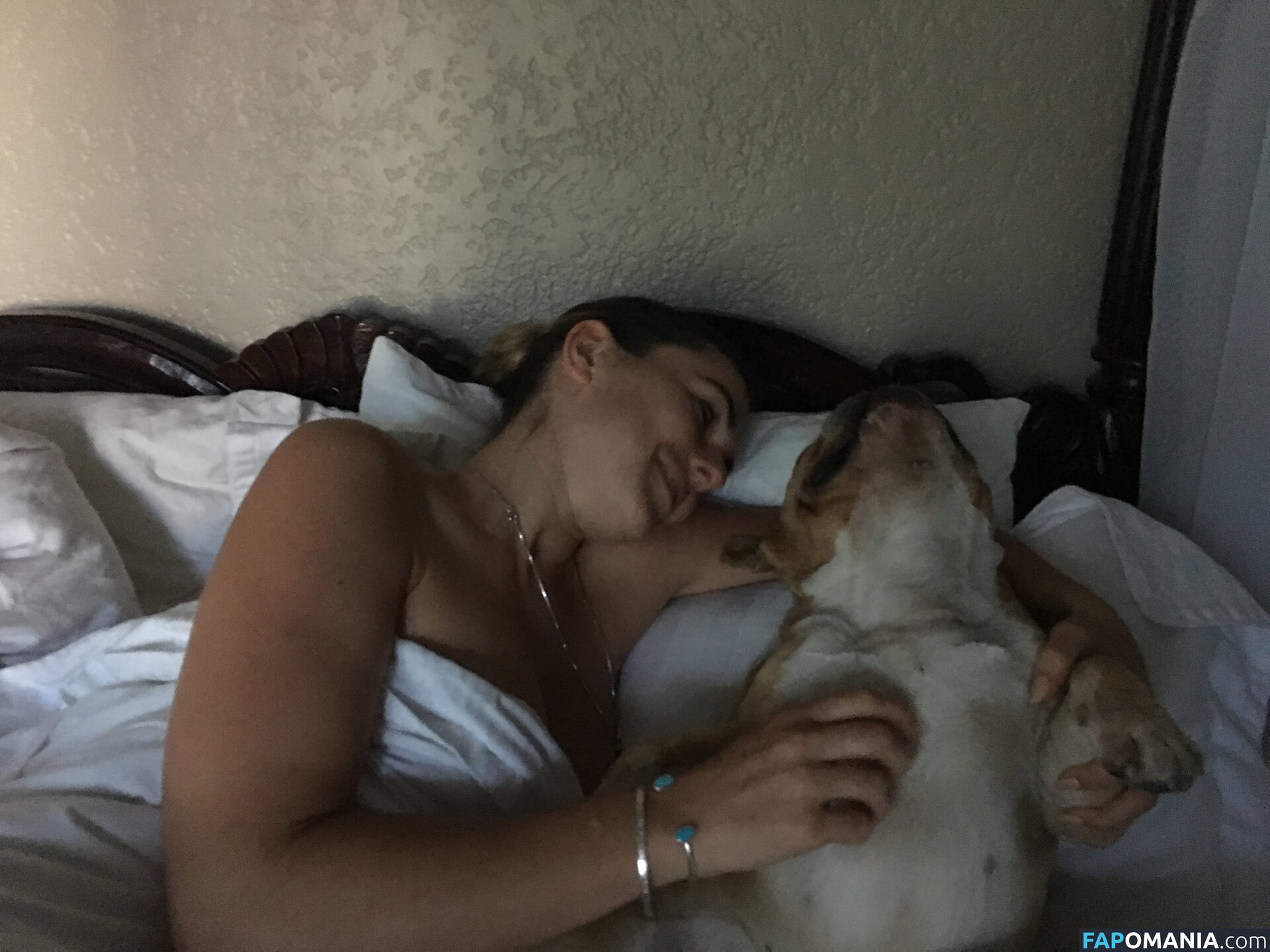 Serinda Swan Nudo Foto trapelata #172