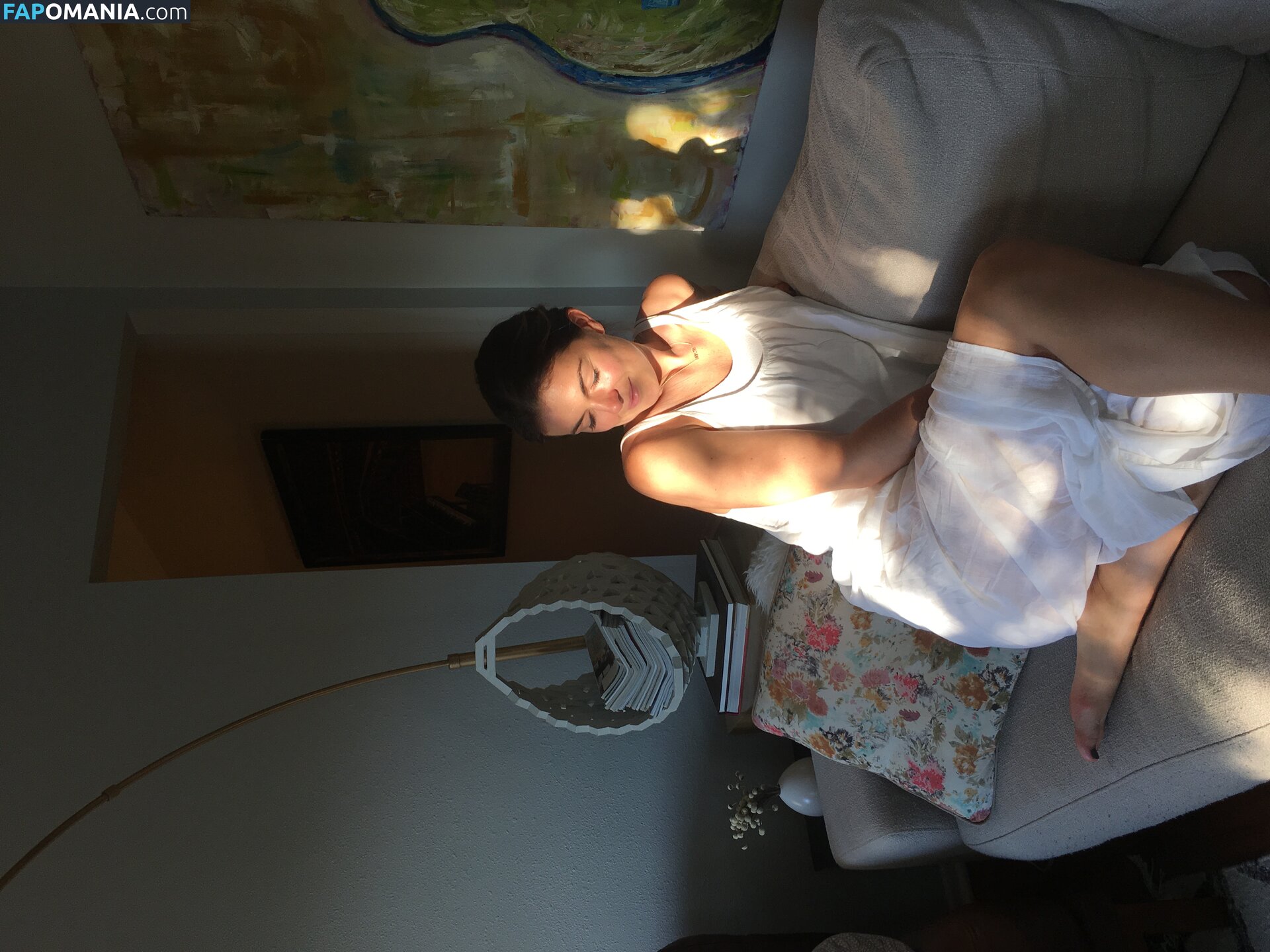 Serinda Swan Nudo Foto trapelata #205