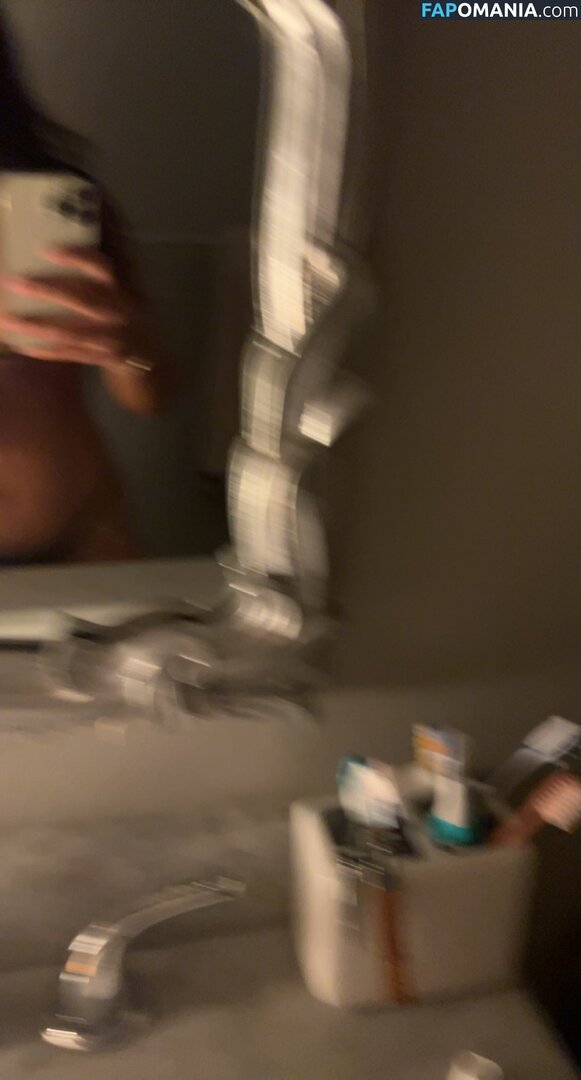 Sienna Mae Gomez / sienna_mae / siennamaegomez Nudo OnlyFans  Foto trapelata #167