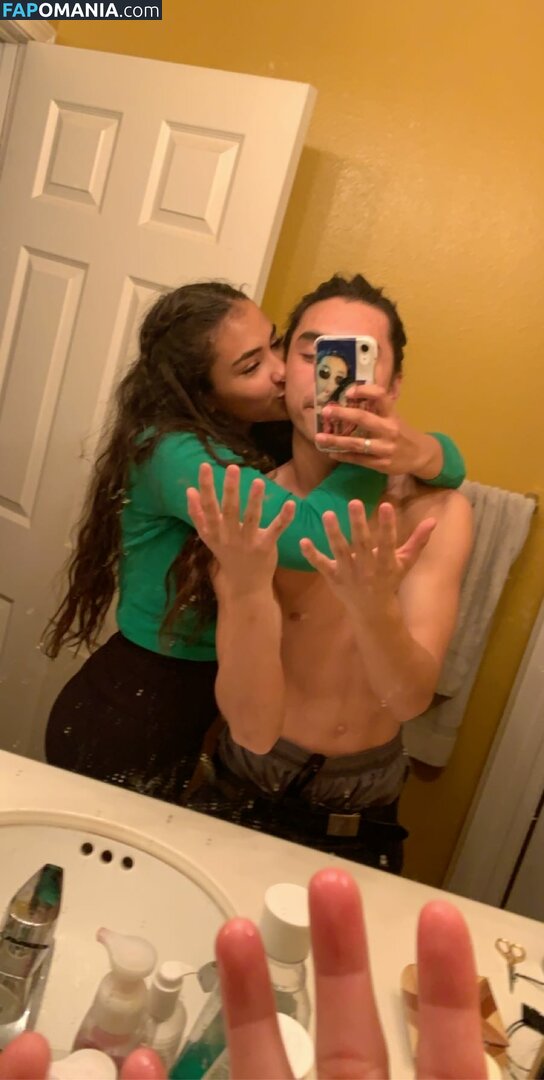 Sienna Mae Gomez / sienna_mae / siennamaegomez Nudo OnlyFans  Foto trapelata #376