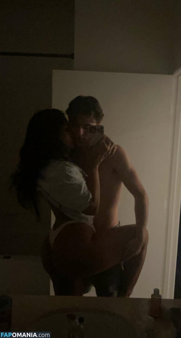 Sienna Mae Gomez / sienna_mae / siennamaegomez Nudo OnlyFans  Foto trapelata #619
